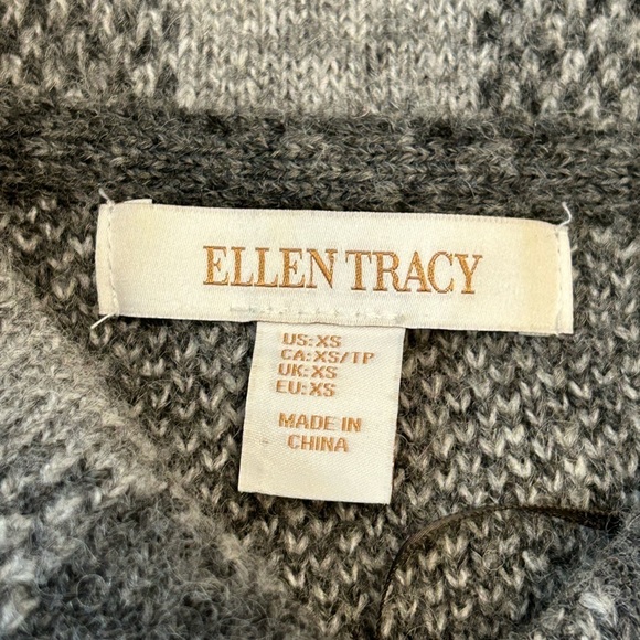 Ellen Tracy Gray Wool Blend Coat with Plaid Pattern and Cozy Shawl Collar - Picture 2 of 8